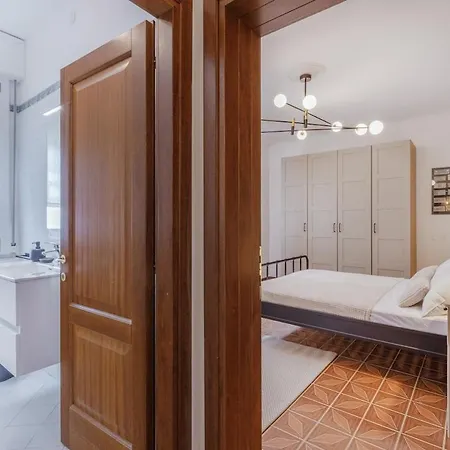 Ground Floor With Private Patio In The Motor Valley Appartamento